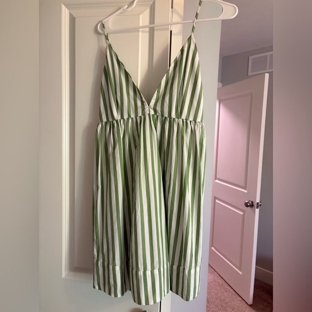 Green & White stripe Abercrombie dress. Worn once.